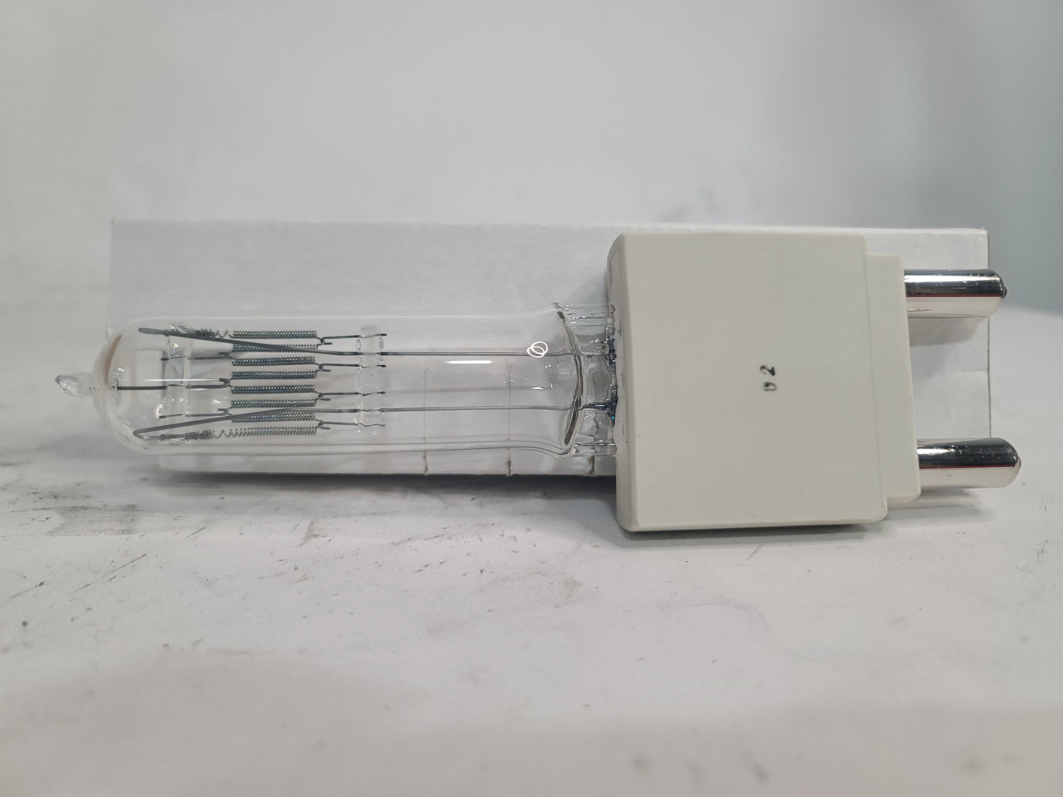 GE CYX Q2000T10/4CL 2000w / 120V Quartzline Halogen Stage Bulb