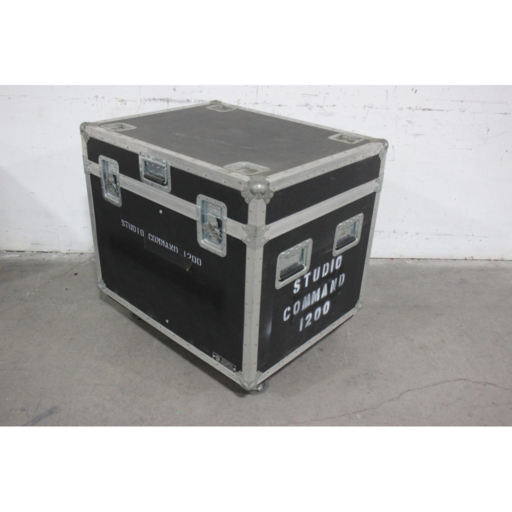 High End Systems STUDIO CMD High End Systems Studio Command 1200 Wash Luminaire Lights