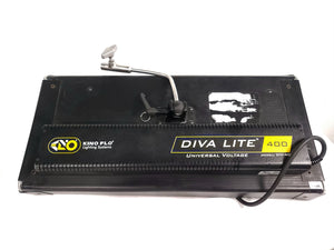 Kino Flo DIV-400-120U Diva-Lite Universal One Light Kit w/ Accessories in Hard Rolling Case