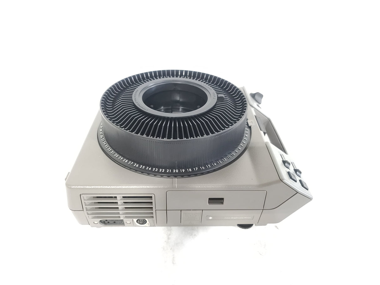 Kodak Ektagraphic III A Projector w/ 100-200mm f3.5 Nativar Lens in Hard Carry Case