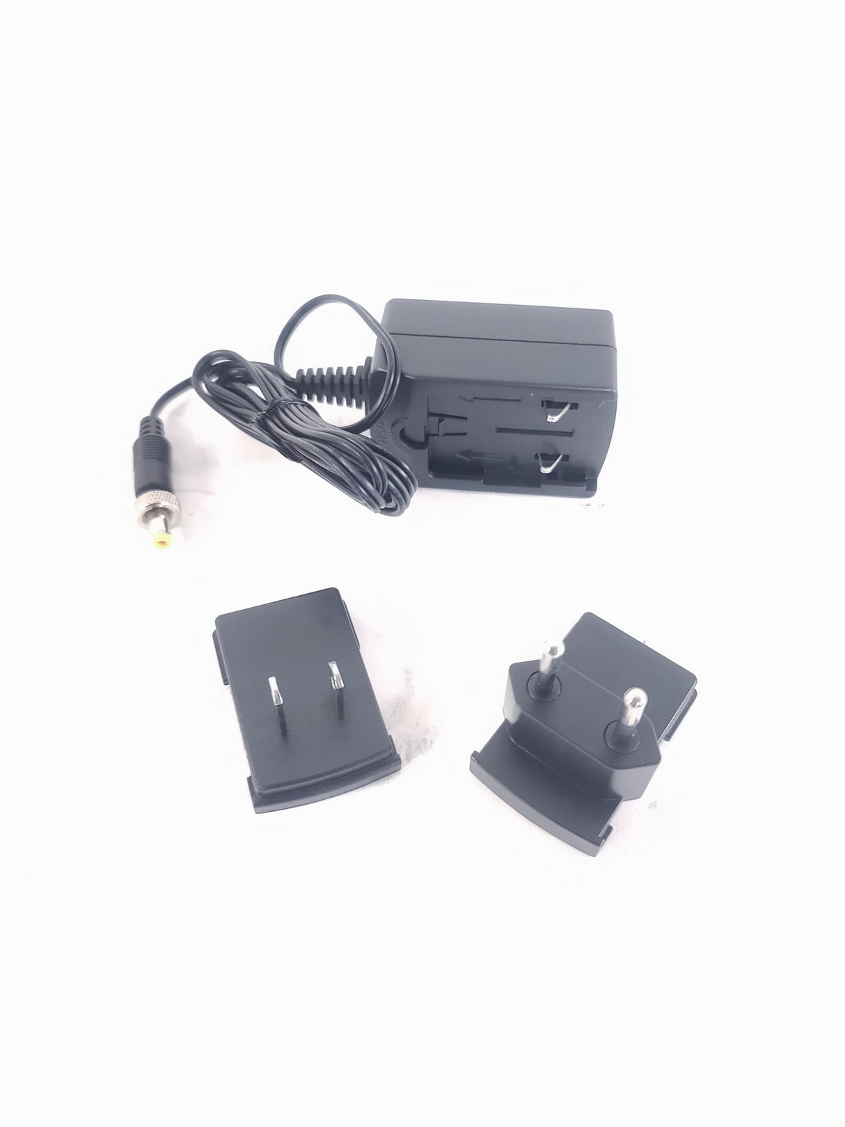 Kramer VP-123 1x3 RGBHV Distribution Amplifier w/ 12V AC Adapter In Original Open Box