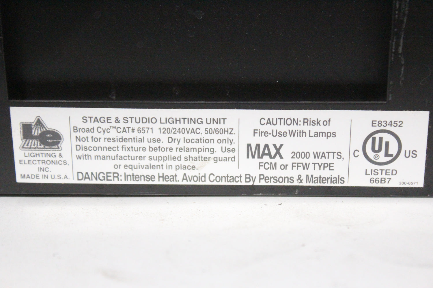Lighting &amp; Electronics, INC Stage/Studio Lighting Unit - Broad Cyc CAT#6571