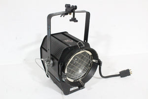 (Lot of 20) Strand Lighting Fresnelite 2KW 8" Fresnel Studio Lights w/ Stage-Pin Connectors