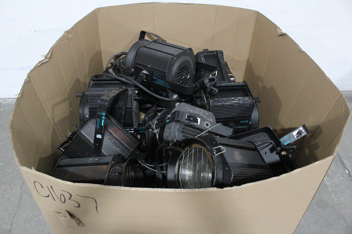 (Lot of 20) Strand Lighting Fresnelite 2KW 8" Fresnel Studio Lights w/ Stage-Pin Connectors