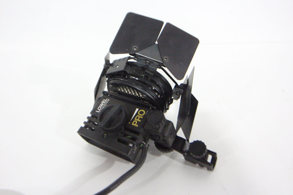 Lowel ViP System 500W Pro Fresnel Light