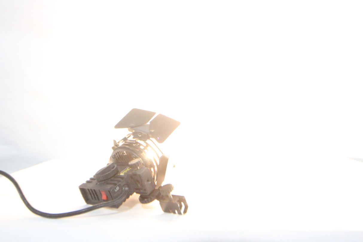 Lowel ViP System 500W Pro Fresnel Light