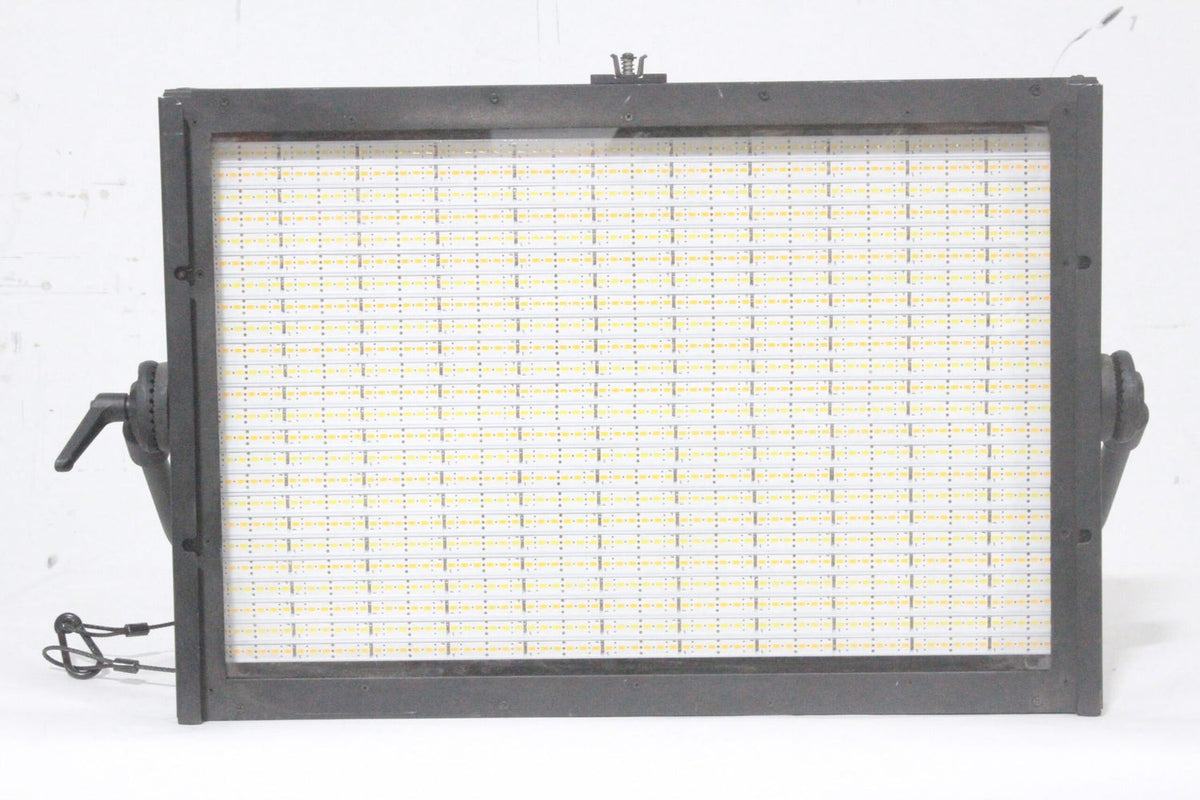 MacTech LED Artist Series 300BC Studio Light Panel – AVGear.com
