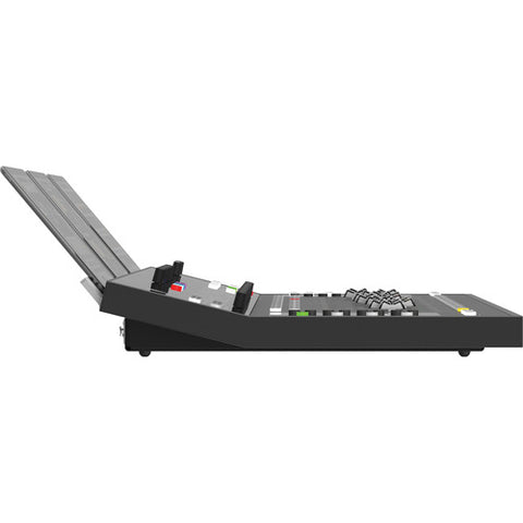 Mackie AXIS-TOURING Touring Package; DC16, DL32R, DL Dante Expansion Card, DC16 Road Case & 80m Cat5e Reel