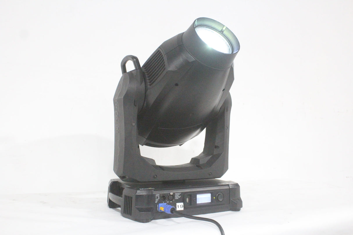 Martin 90233000HU Viper Profile Moving Head Light