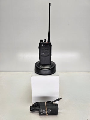 Motorola HT750 Portable Radio 16 CH 4 Watt