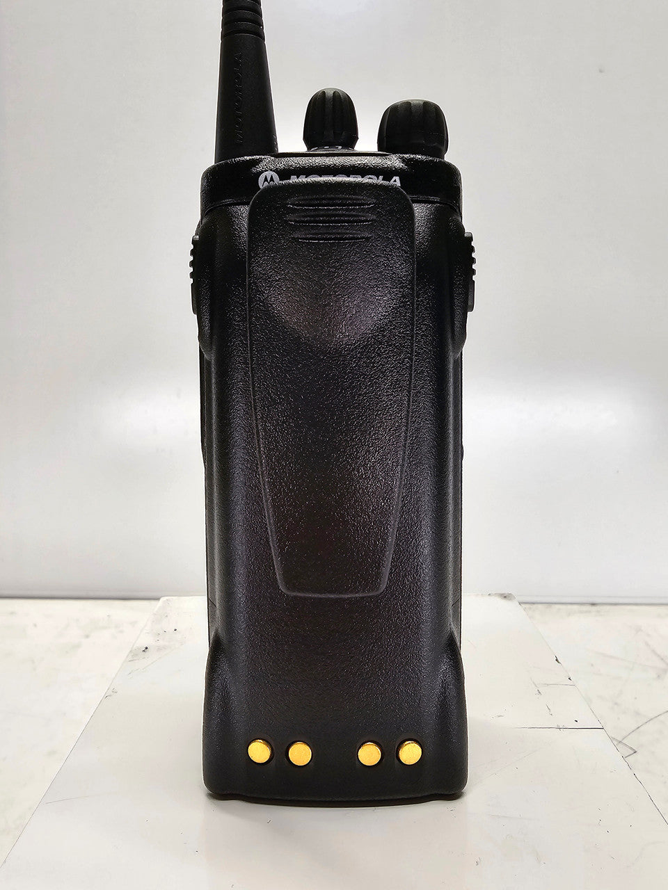 Motorola HT750 Portable Radio 16 CH 4 Watt