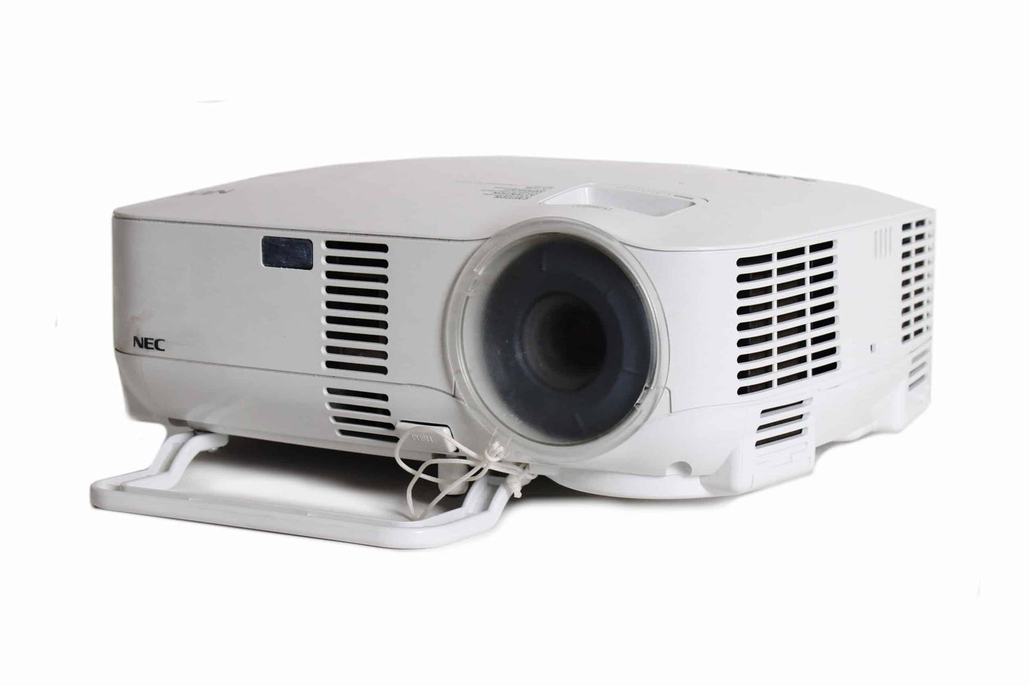 NEC VT695 XGA (1024 x 768) LCD Multimedia Projector 2500 ANSI Lumens