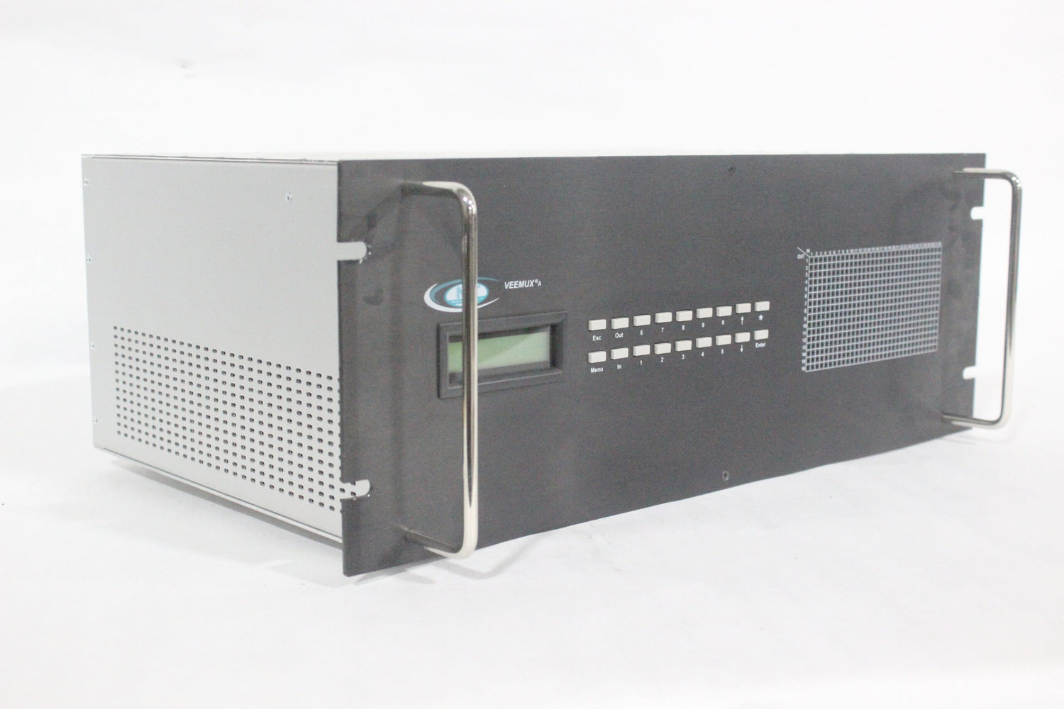 NTI Veemux SM-32x16-15V-LCD Matrix Video Switcher