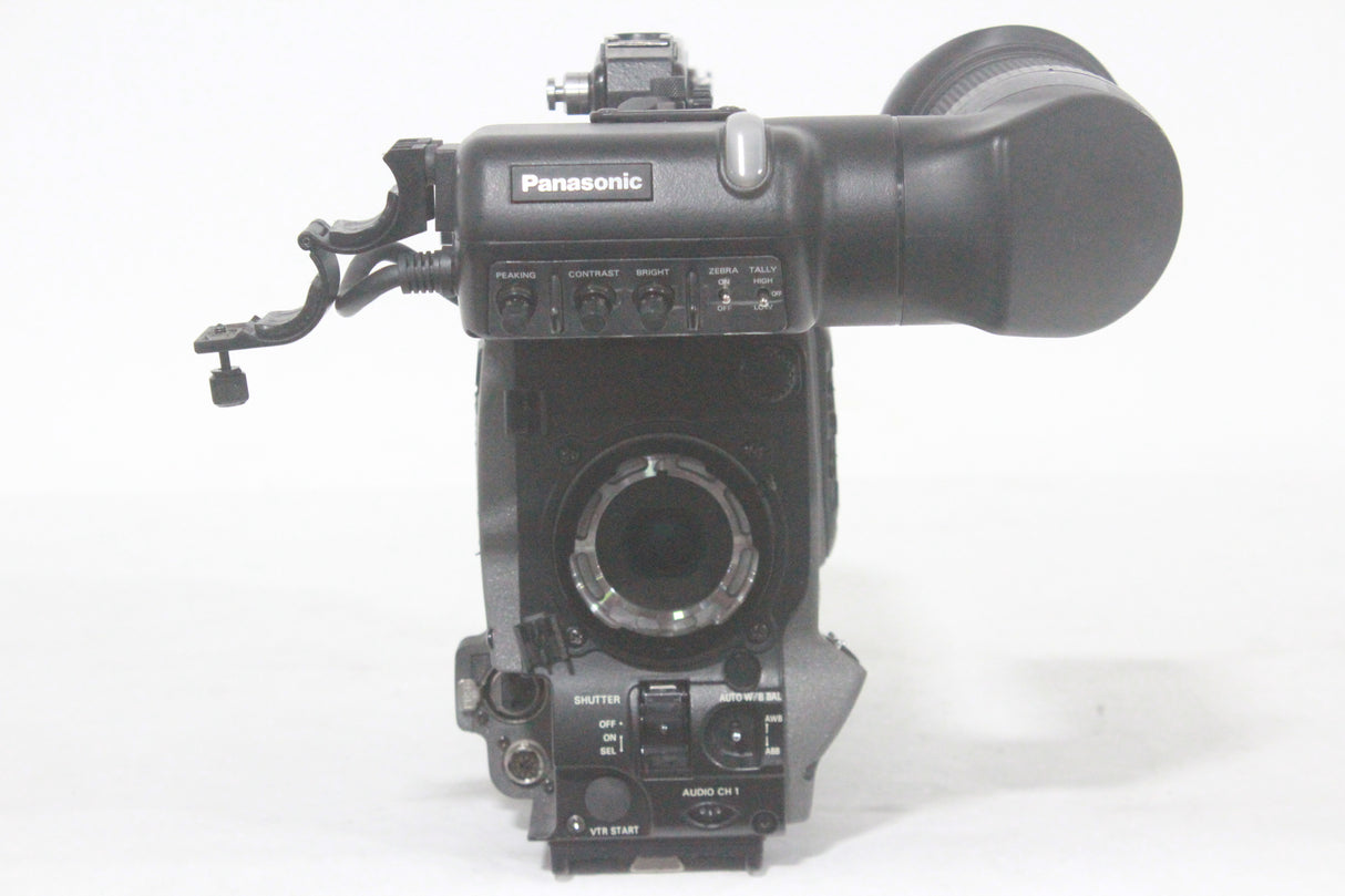 Panasonic AJ-D400P w/Panasonic VEQ2299 Viewfinder