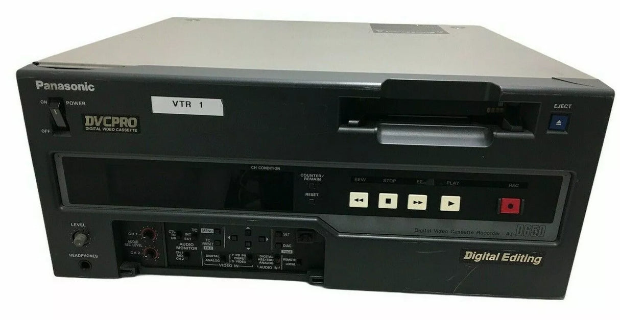 Panasonic AJ-D650P Digital Video Cassette Recorder