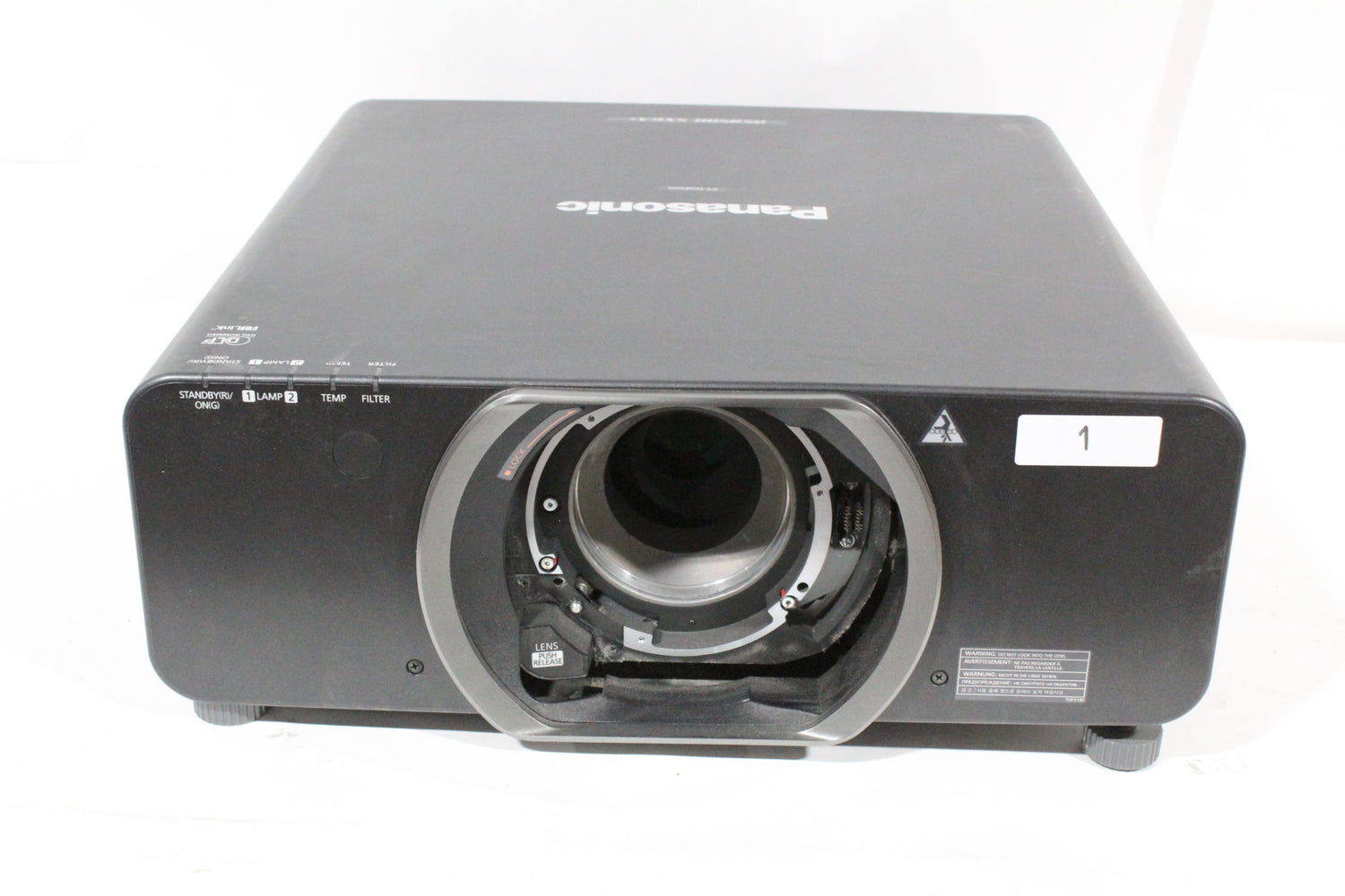 Panasonic PT-DS8500 3-Chip DLP Projector