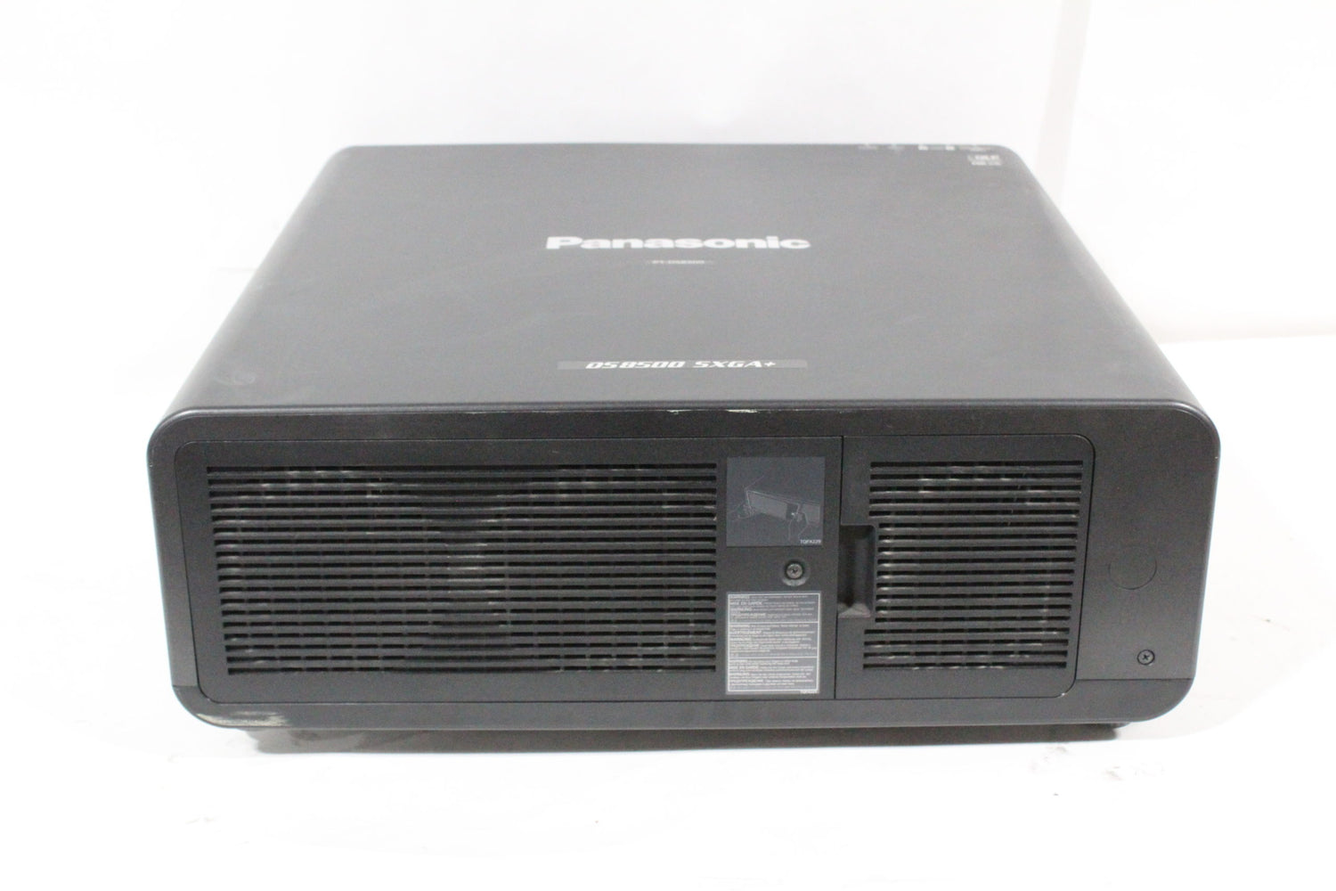 Panasonic PT-DS8500 3-Chip DLP Projector