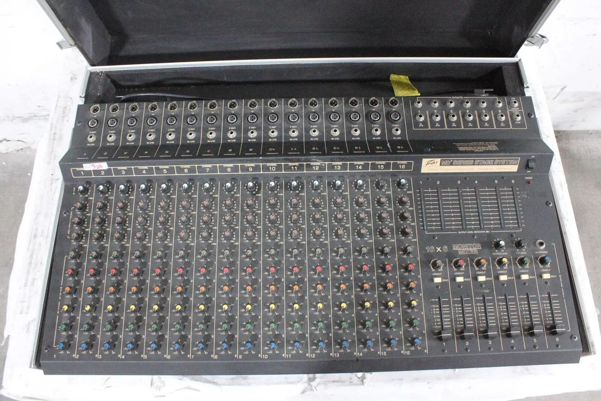 Peavey MD Series 16x6 Monitor Mixer System in Hard Rolling Case
