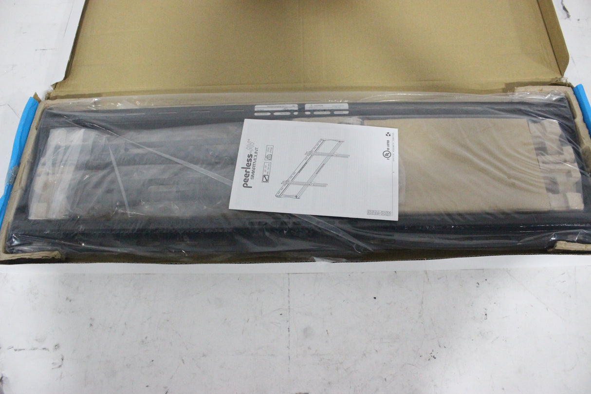 Peerless SF650P SmartMount Universal Flat Wall Mount for 39"-75" Displays in Original Box