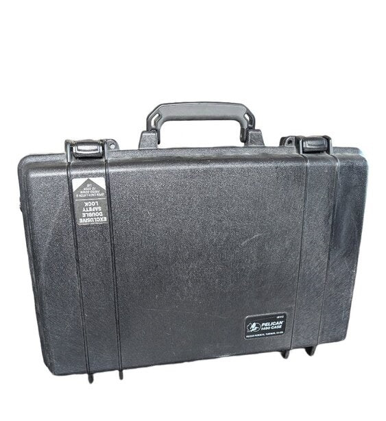 Pelican 1490 Carrying Case
