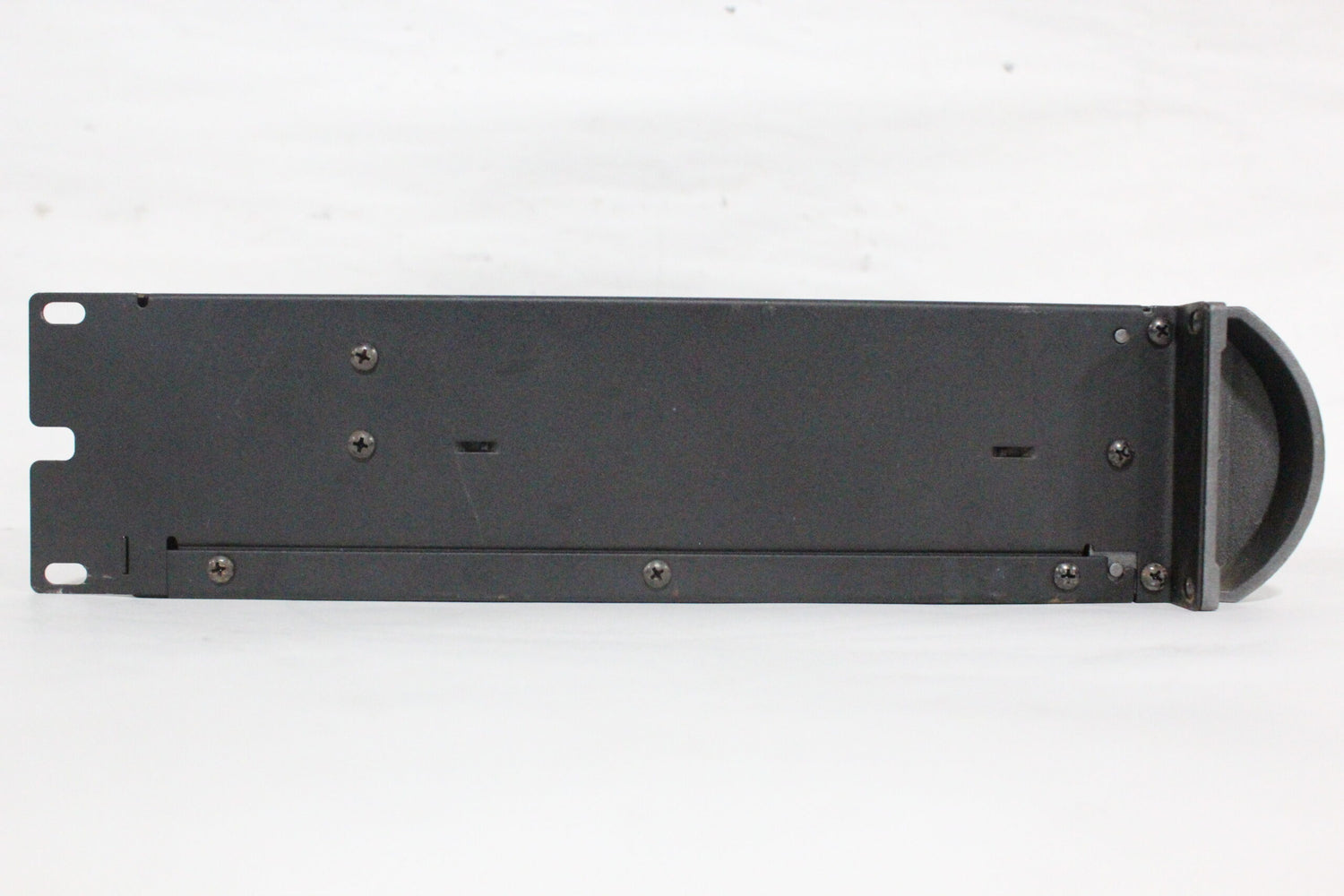 QSC PLX 2402 2-Channel Pro 2400W Power Amplifier