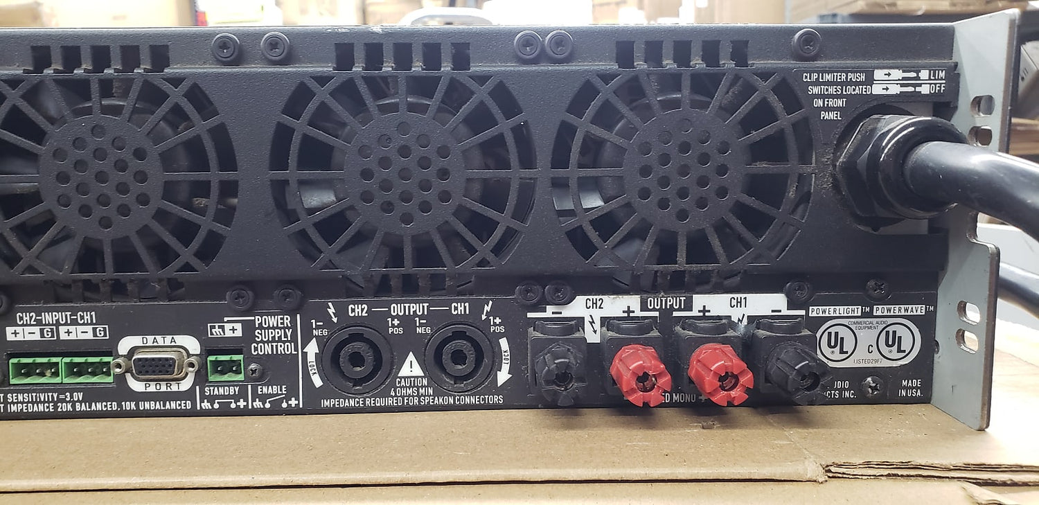 QSC PL 9.0 PowerLight Series Professional Power Amplifiers