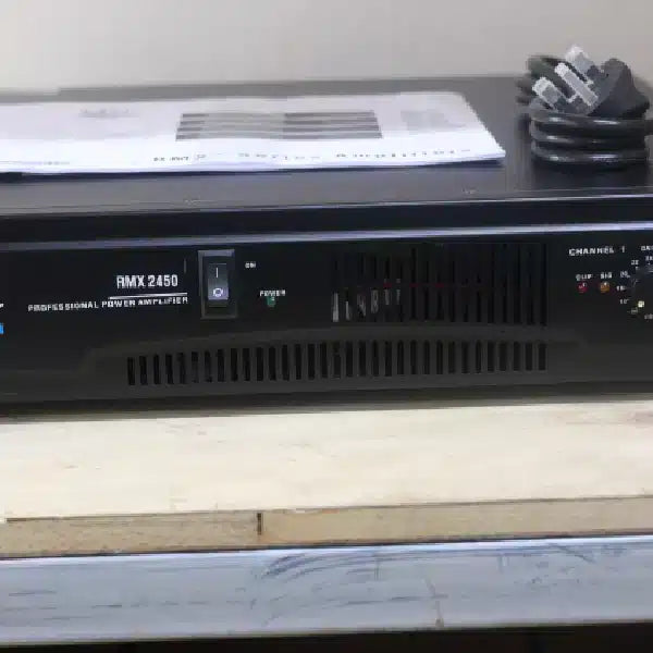 QSC RMX2450 RMX Series Professional Power Amplifiers