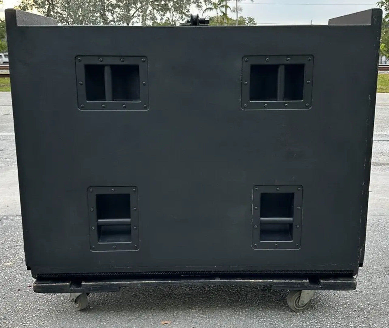 QSC WL218-SW WideLine™ Subwoofer