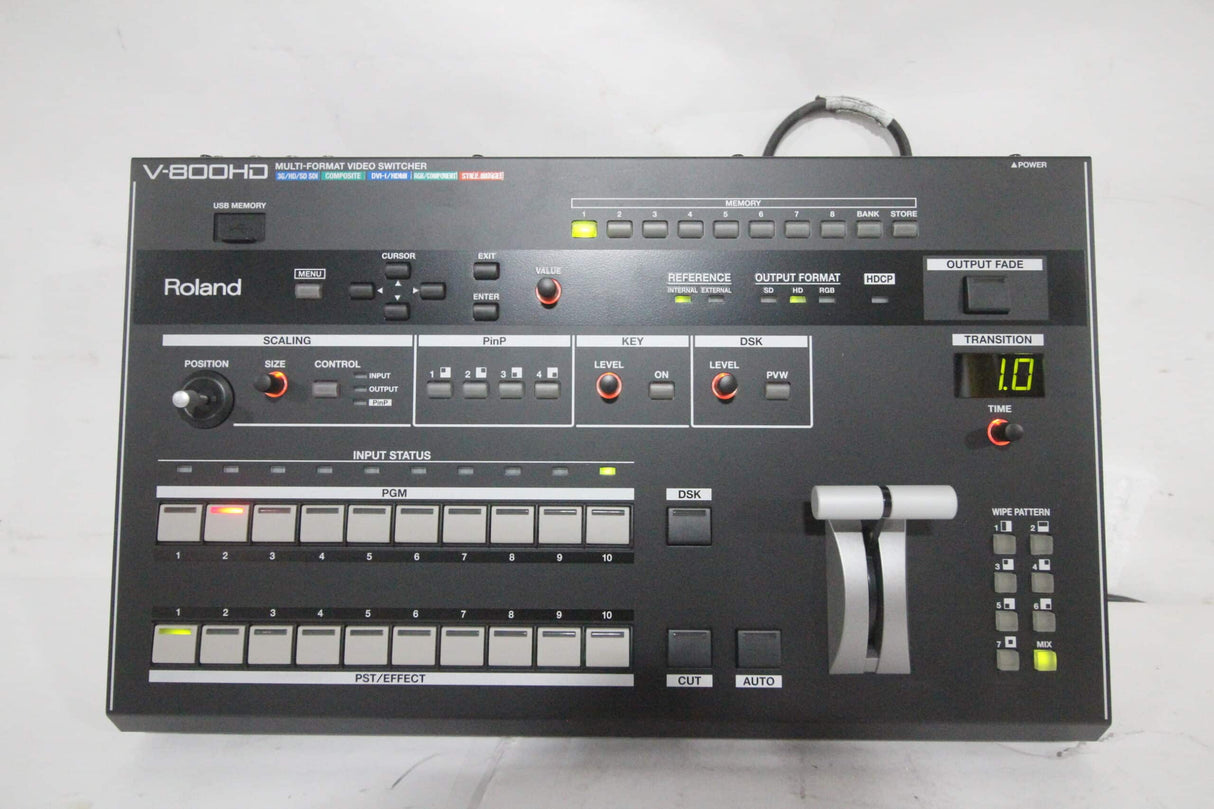 Roland V-800HD Multi-Format Video Switcher (B-Stock/Factory Recertified)