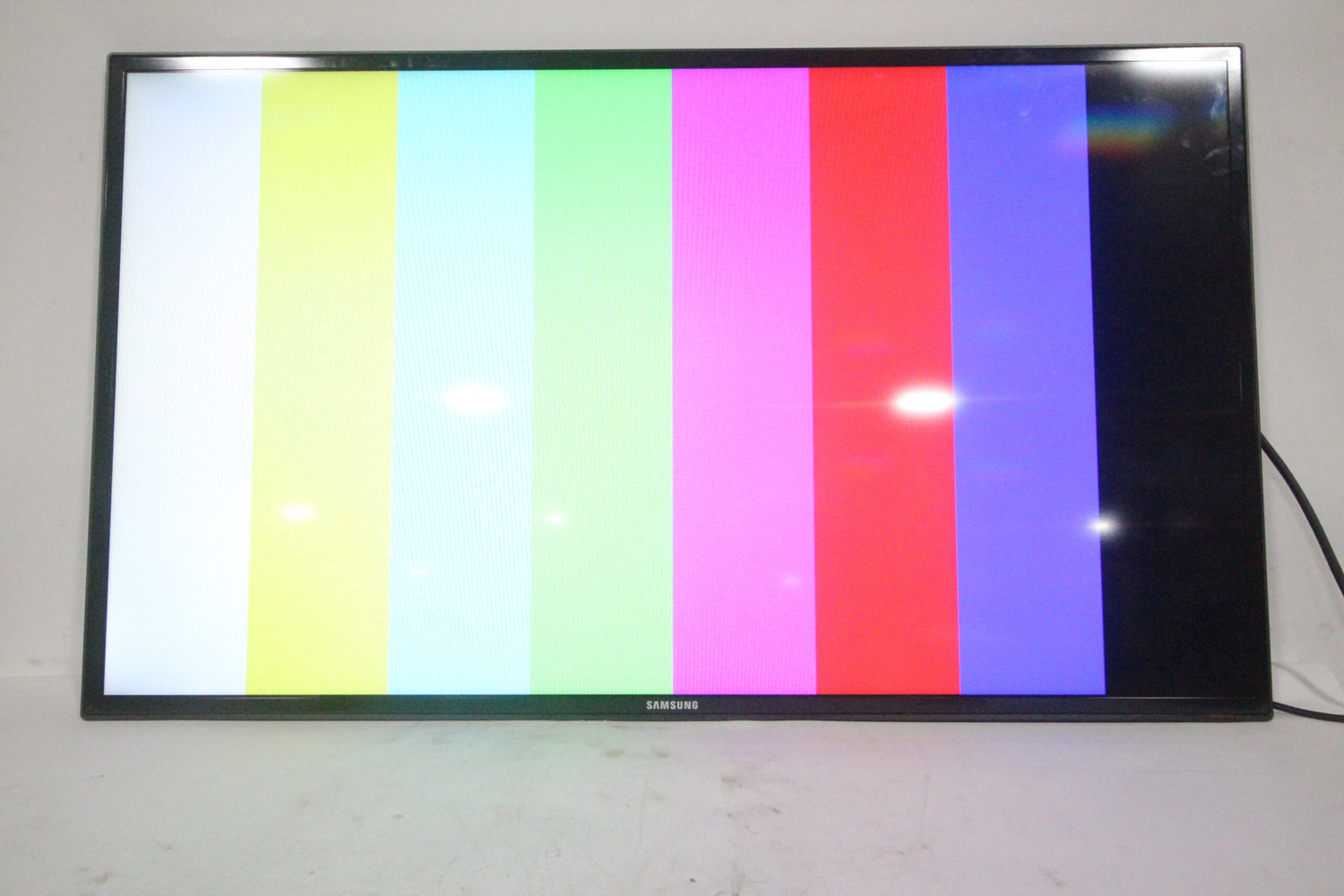Samsung DM48E  48" 1080p Direct-Lit LED Display