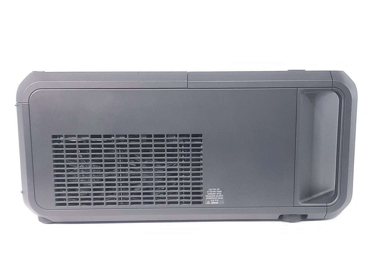 Sanyo PDG-DHT8000L 8,000 Lumens HD 1-Chip DLP Projector (144 Hours) w/ Remote and PSU in Rolling Hard Case