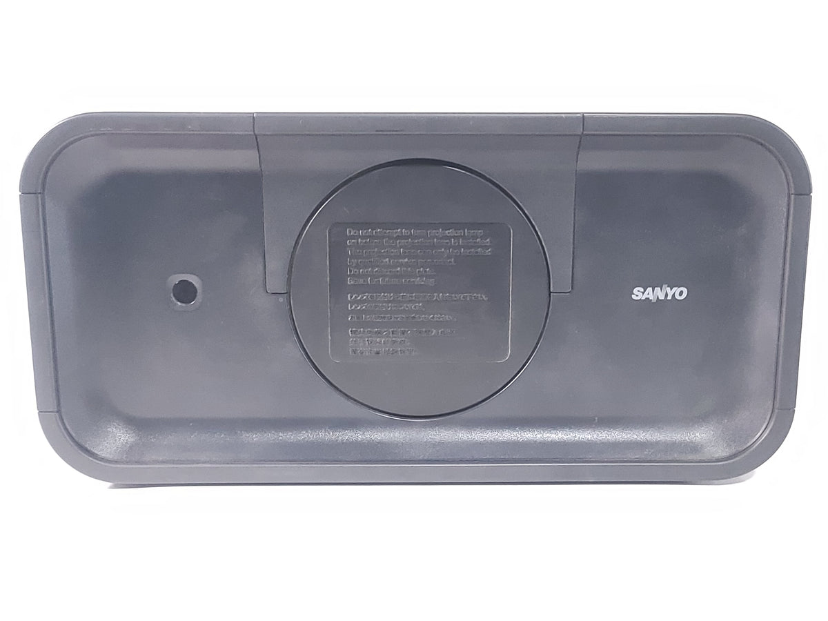 Sanyo PLC-XP200L 7,000 Lumens XGA 1.30 3LCD Large Venue Projector (366 Hours)
