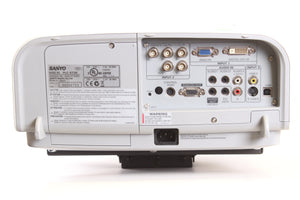 Sanyo PLC-XT20 projector 3800 ANSI lumens w/XGA resolution (430 W / 100V - 240V) w/ Standard Lens Includes Chief Ceiling Mount - (Lamp Hours: 2794/Lamp NEEDS replacement)