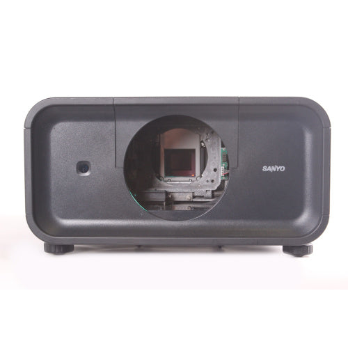Sanyo PLC-XP200L PROxtraX Multiverse Projector
