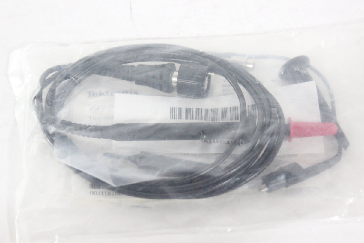 Tektronix P3010, 100MHz Probe w/ Tektronix 020213401 Accessories kit