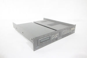 Tektronix SPG300 Sync Pulse Generator w/ Tektronix WVR5000 HD/SD-SDI Multi-Standard Multi-Format Compact Video Waveform Rasterizer