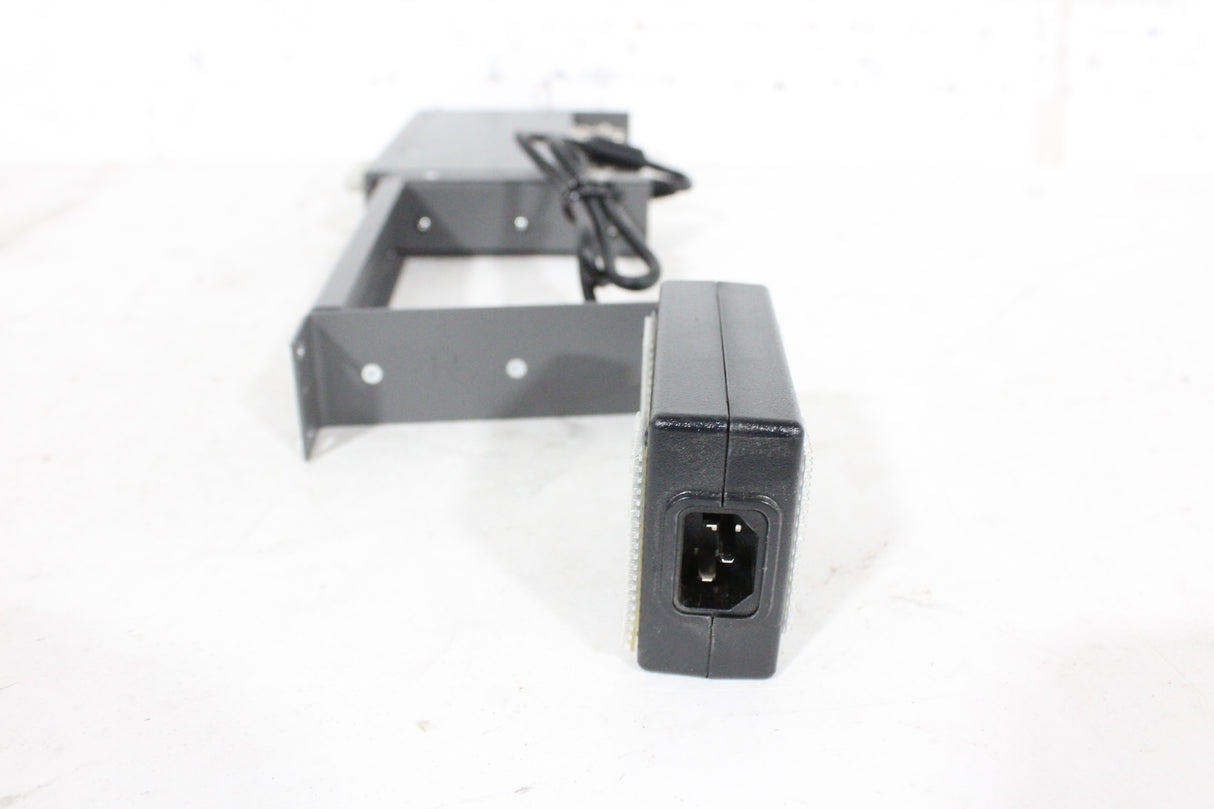 Tektronix WVR 5250 SDI/HDMI Controller w/ Rack-Mounting Hardware