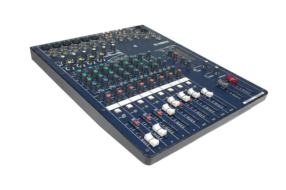 Yamaha MG124C-R Mixing Console