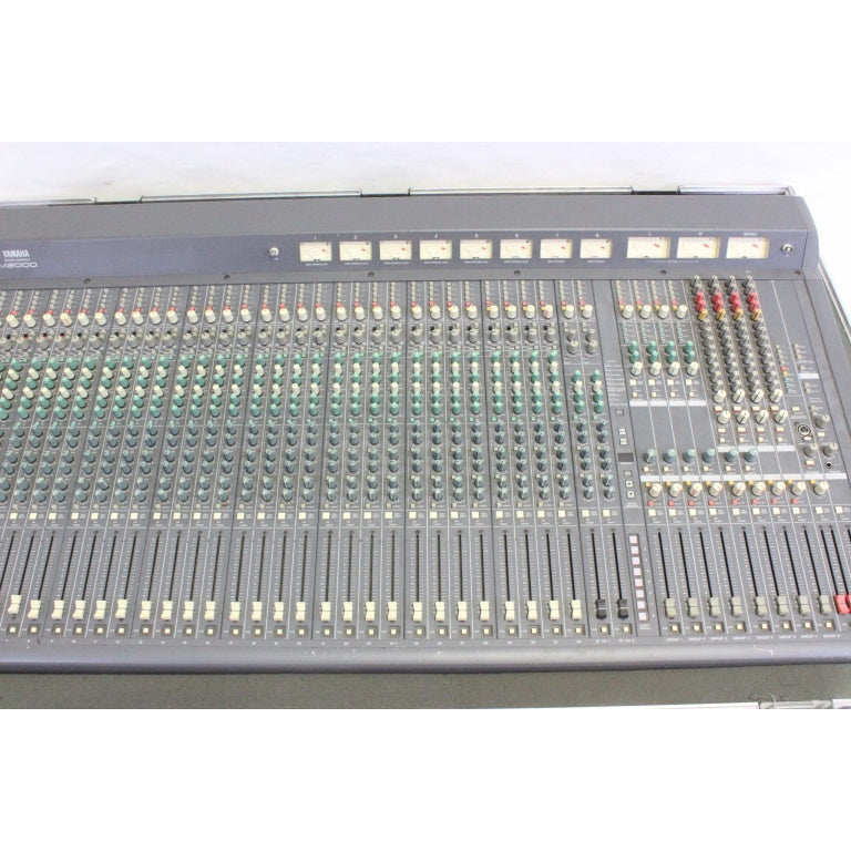 Yamaha M2000-32 Mixer 32 Channel Analog Mixing Console