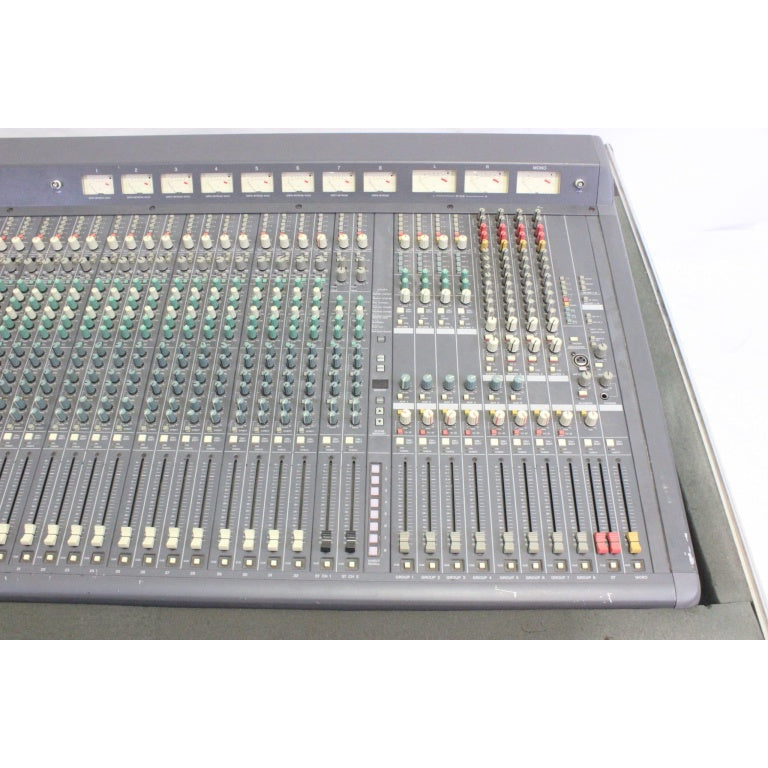 Yamaha M2000-32 Mixer 32 Channel Analog Mixing Console
