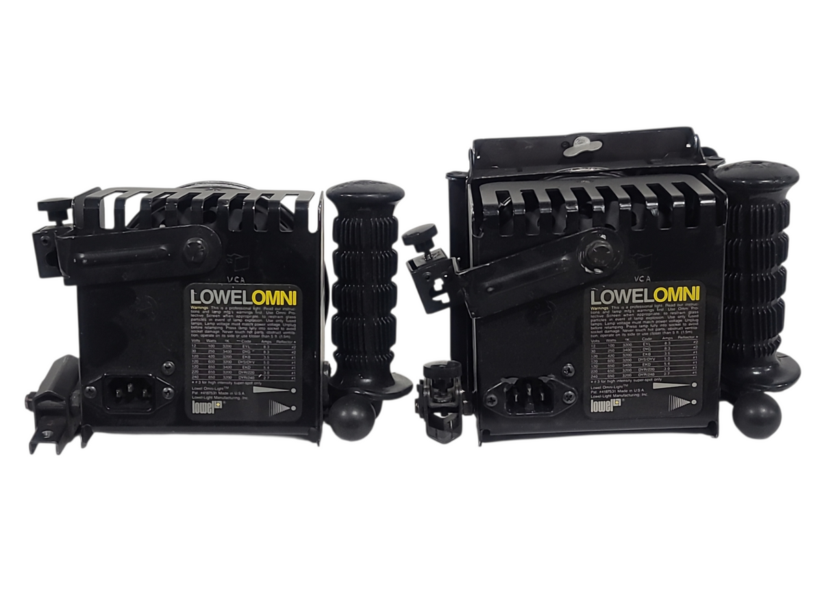 Lowel Omni & Tota Lighting Kit w/ Accessories in Hard Case
