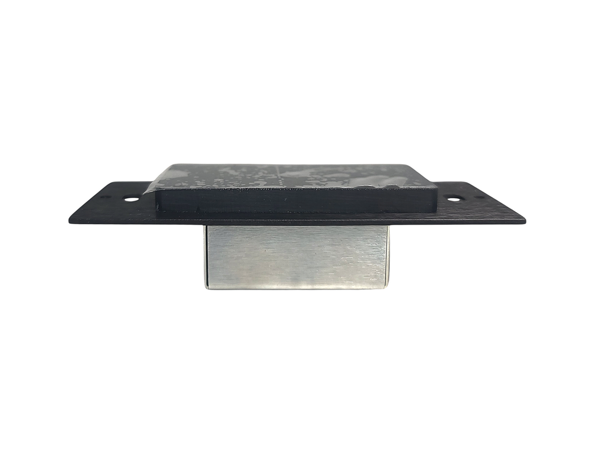 Crestron C2N-IRGW-1G Wall Mount IR Gateway in Original Box