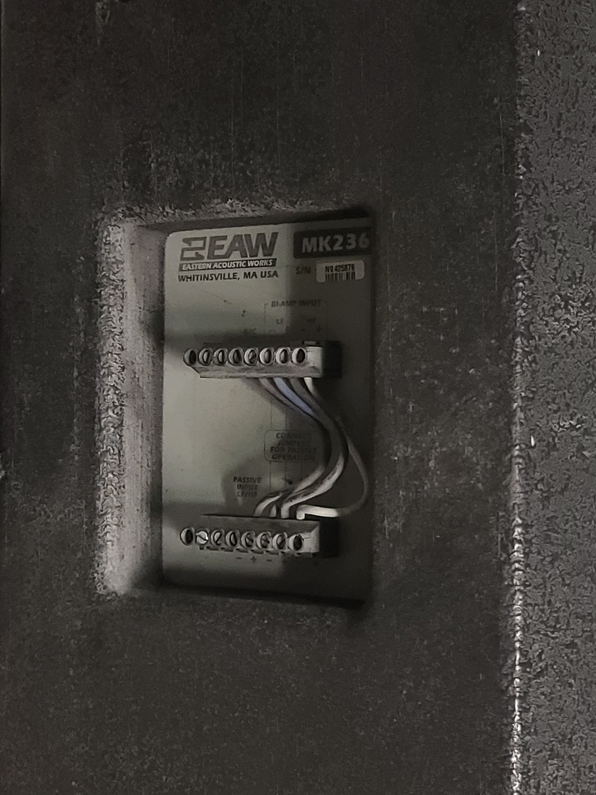 EAW MK2364 2-Way Full Range Loudspeaker w/ Mounting Bracket