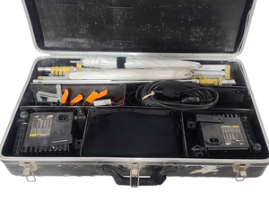 Lowel Omni & Tota Lighting Kit w/ Accessories in Hard Case