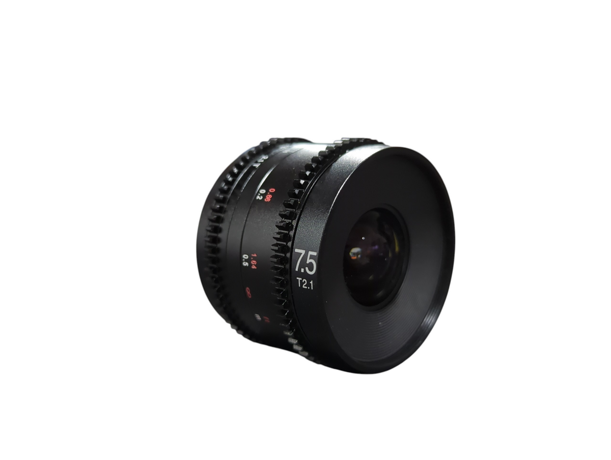 Laowa 7.5mm T2.1 Cine - Micro Four Thirds Fit w/ Pelican Case