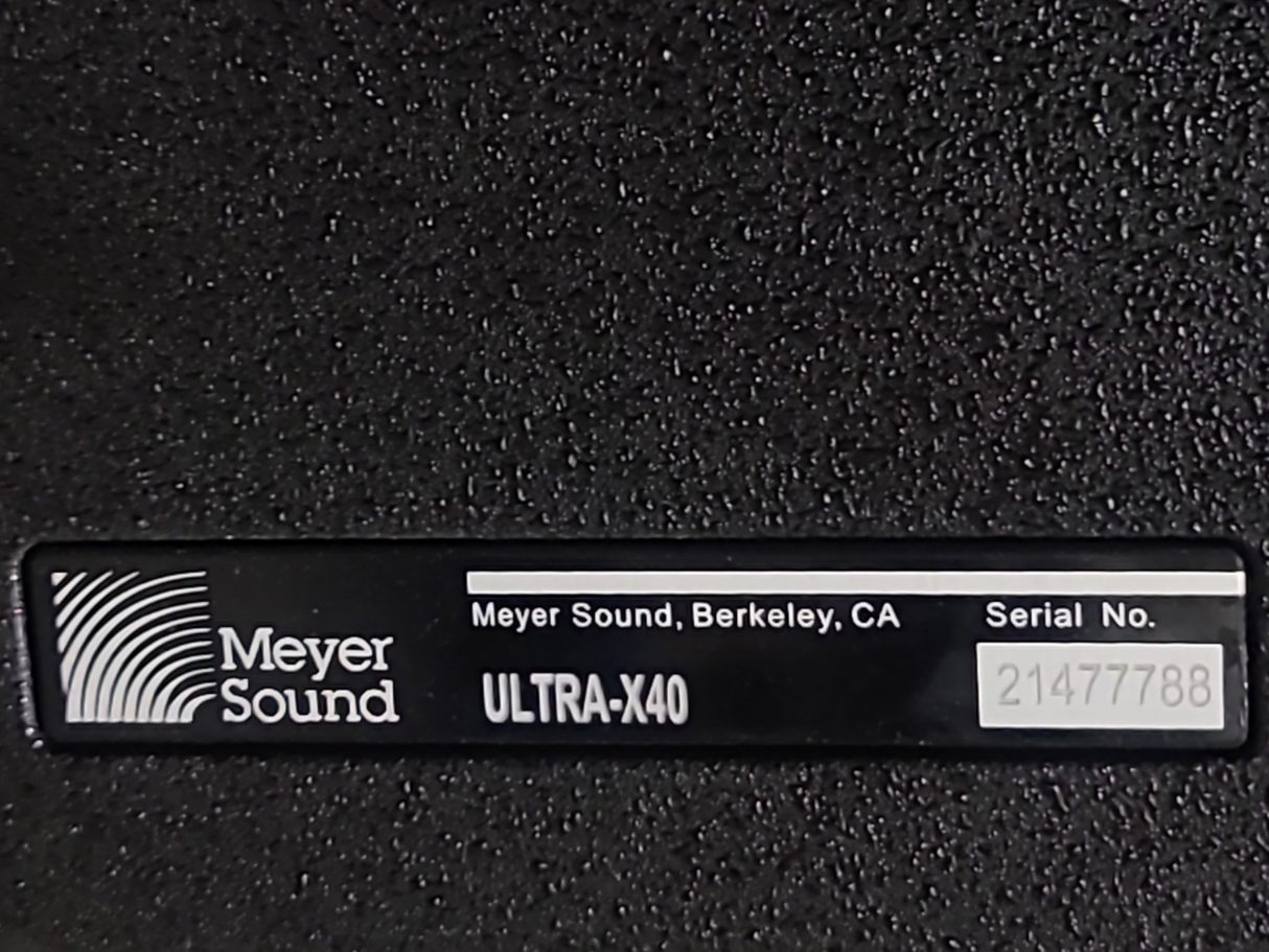 Meyer Sound ULTRA-X40 Wide Coverage Loudspeaker w/ MUB X-40 U-Bracket