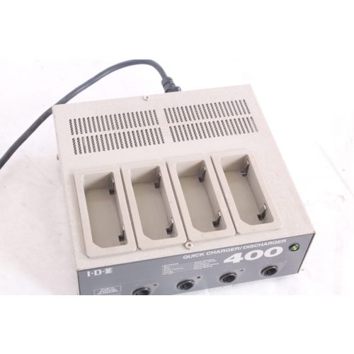 IDX- i400 4 Channel Battery Charger/Discharger - Charging Ports