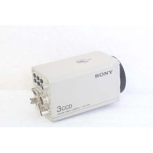 Sony DXC-930 3-CCD Color Video Camera