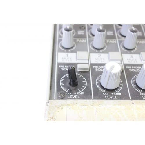 mackie-1202-vlz3-12-channel-compact-mixer knob1