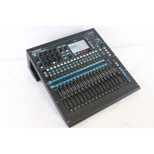 allen-heath-qu-16-digital-mixing-system MAIN2